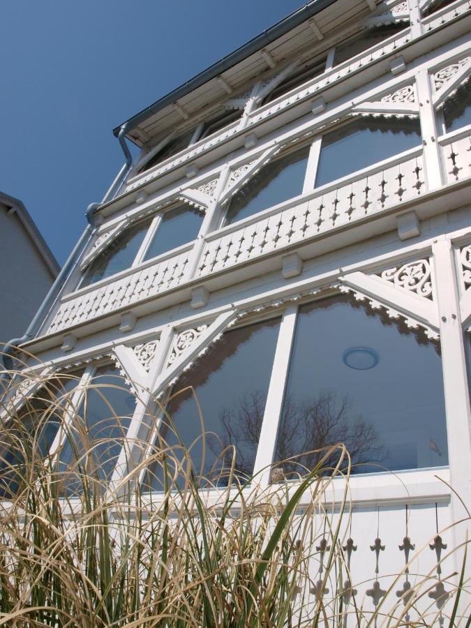 Villa Ostseelilie - Appartements Mit Balkon Und Meerblick Sassnitz Exterior foto