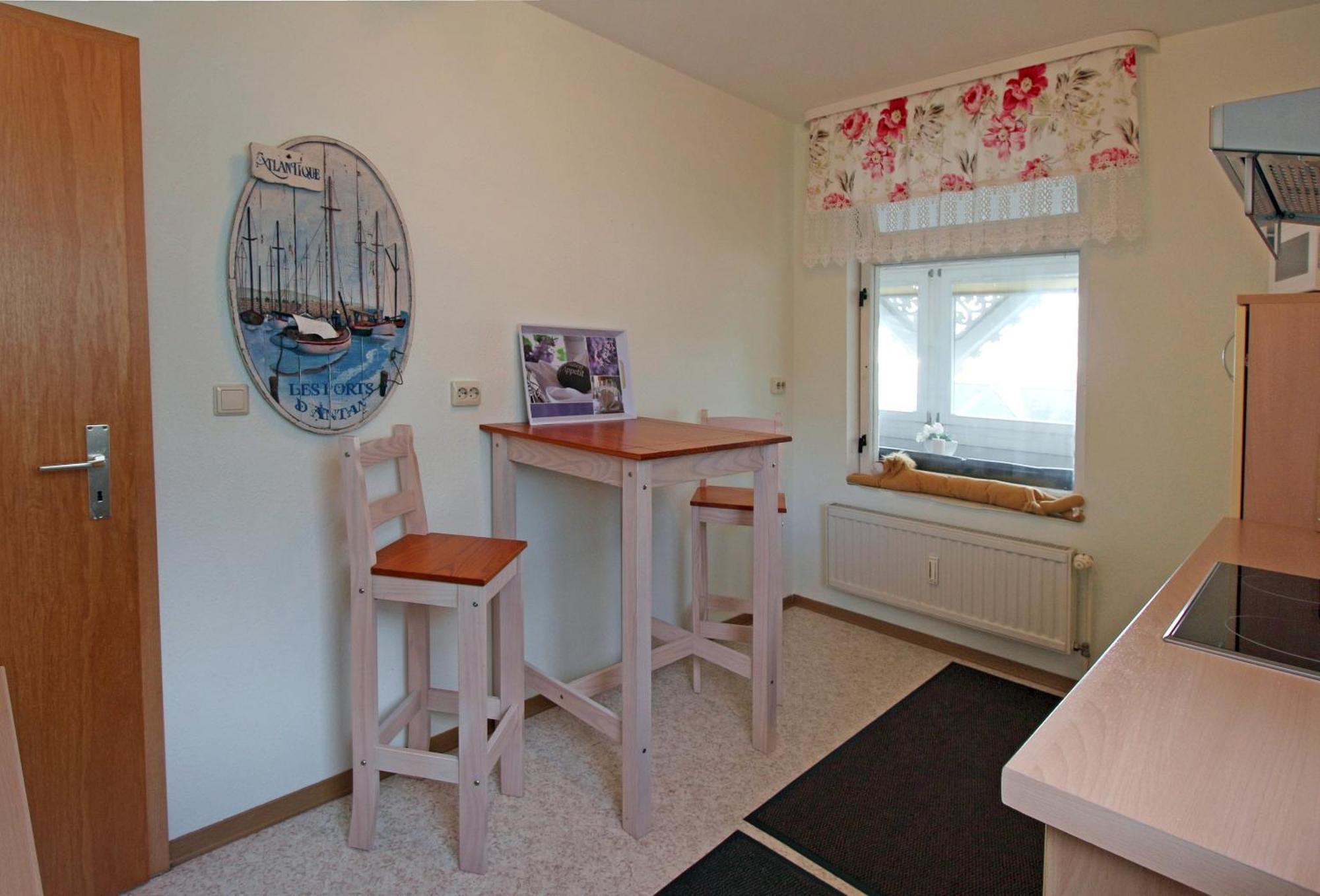 Villa Ostseelilie - Appartements Mit Balkon Und Meerblick Sassnitz Zimmer foto