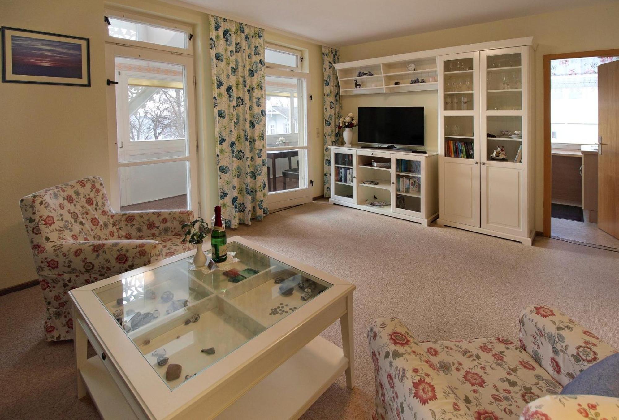 Villa Ostseelilie - Appartements Mit Balkon Und Meerblick Sassnitz Zimmer foto